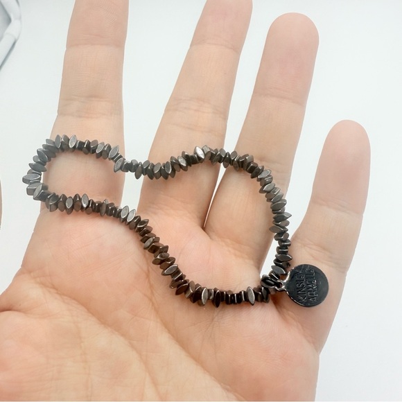 Kinsley Armelle GODDESS COLLECTION
ION PLATING BLACK LEXIS Stretchy BRACELET - Picture 4 of 6